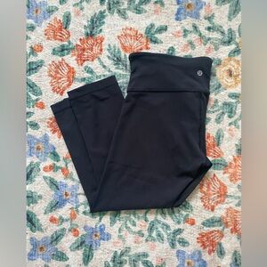 Lululemon Cropped Black Leggings 8